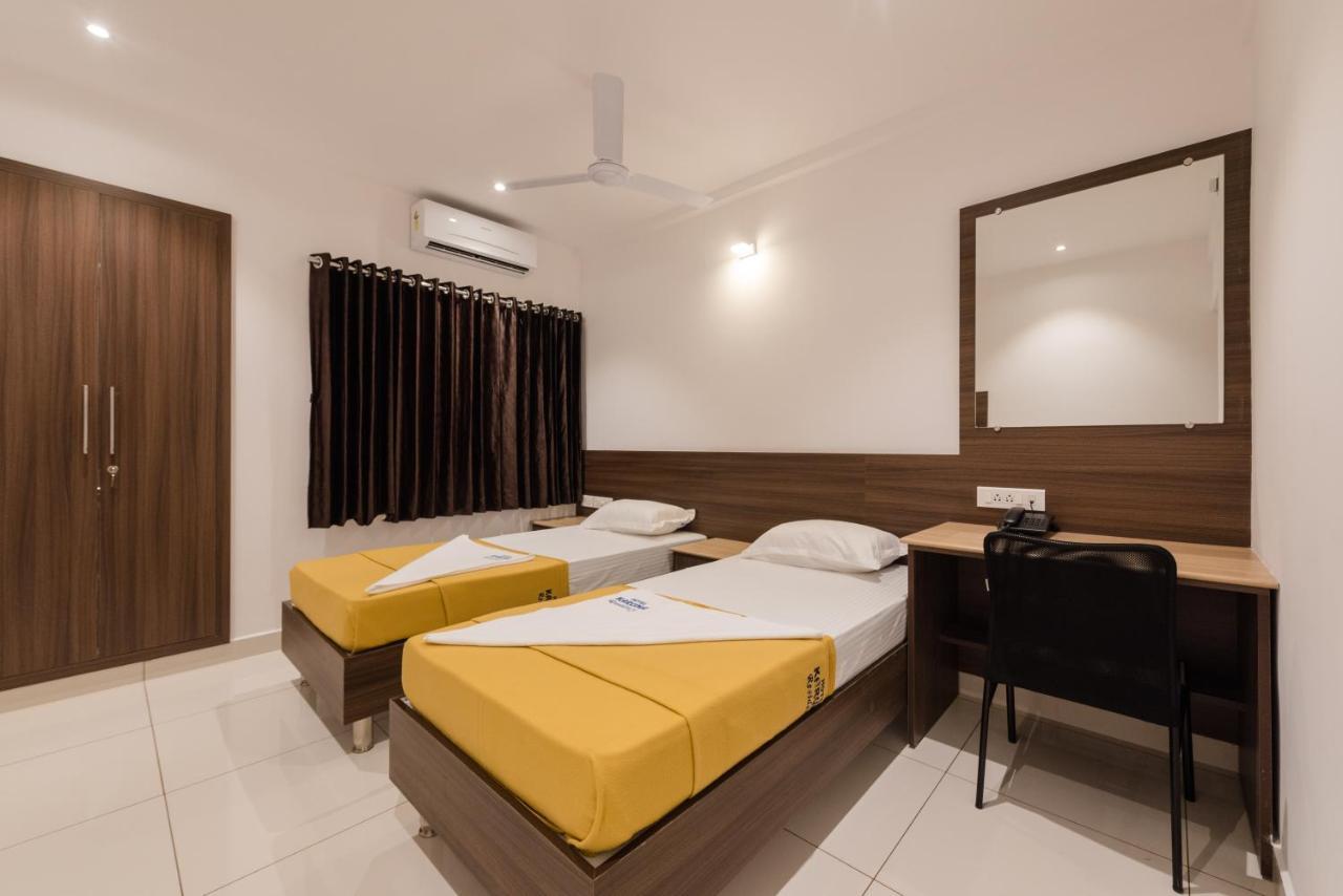 Hotel Karuna Residency Mangalor Kültér fotó