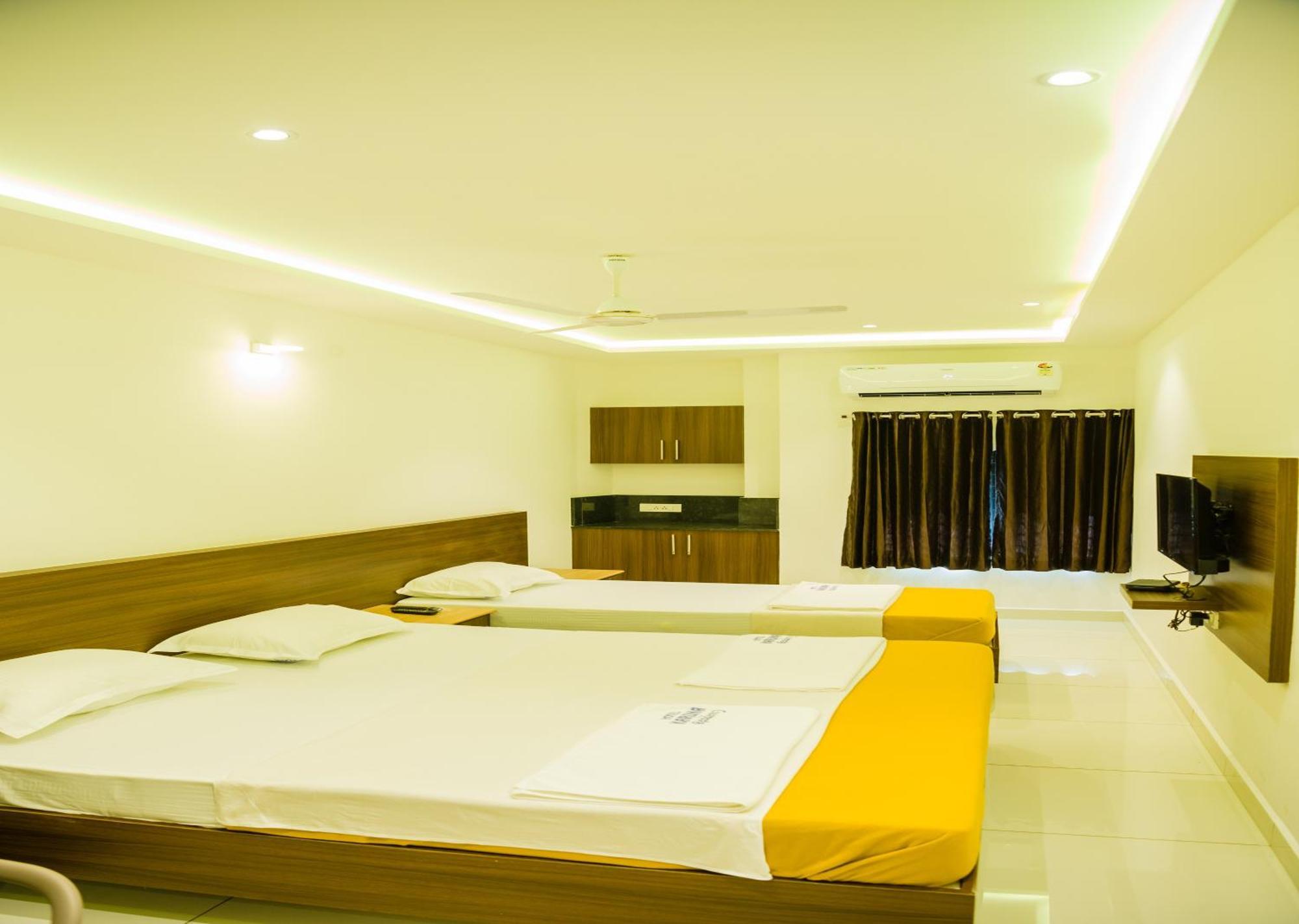 Hotel Karuna Residency Mangalor Kültér fotó