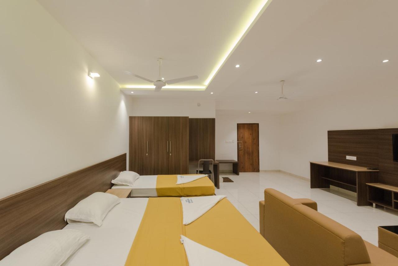 Hotel Karuna Residency Mangalor Kültér fotó